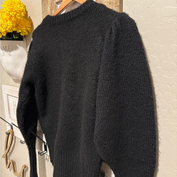 Joes black soft sweater preloved - Picture 6 of 7